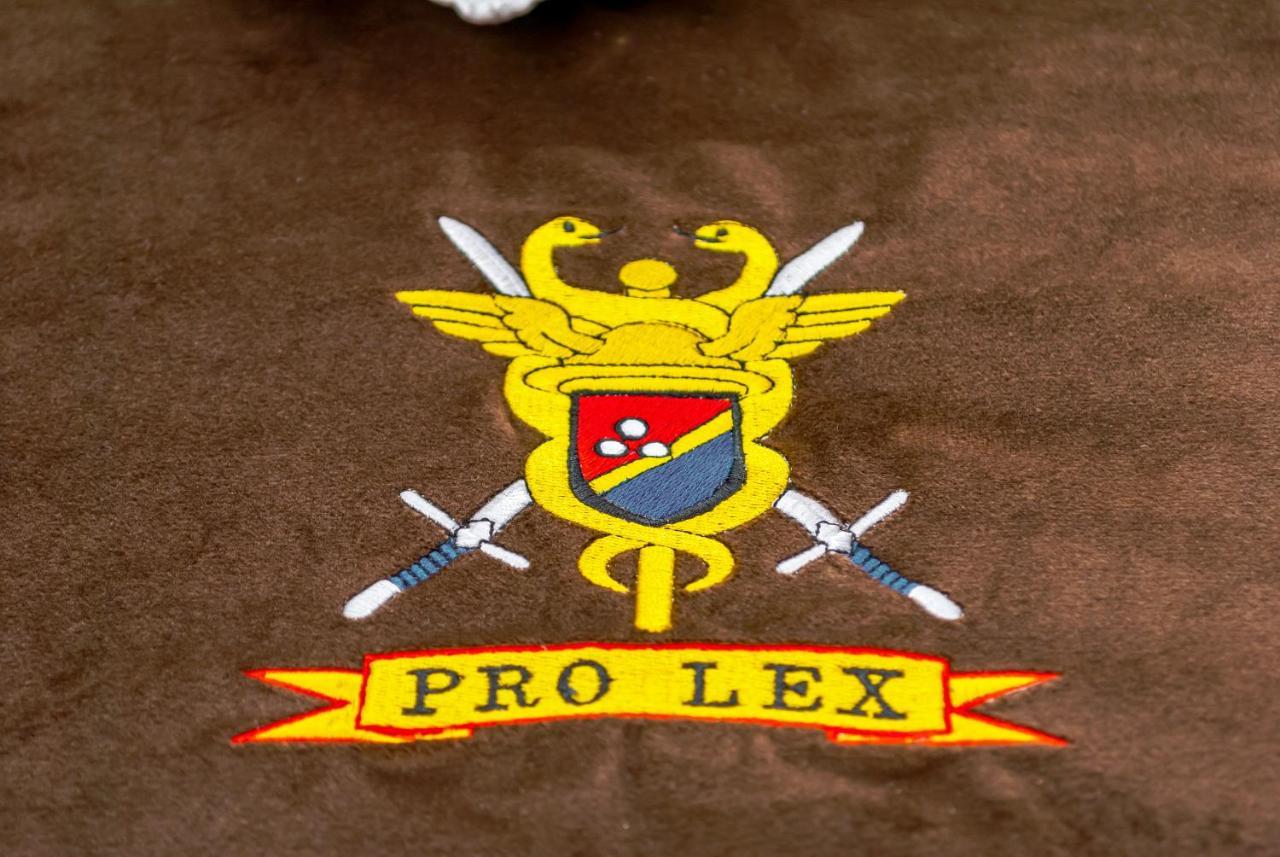 Hotel Prolex Turism Srl Bran  Esterno foto