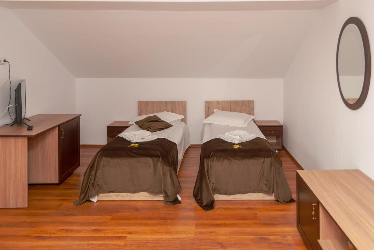 Hotel Prolex Turism Srl Bran  Esterno foto