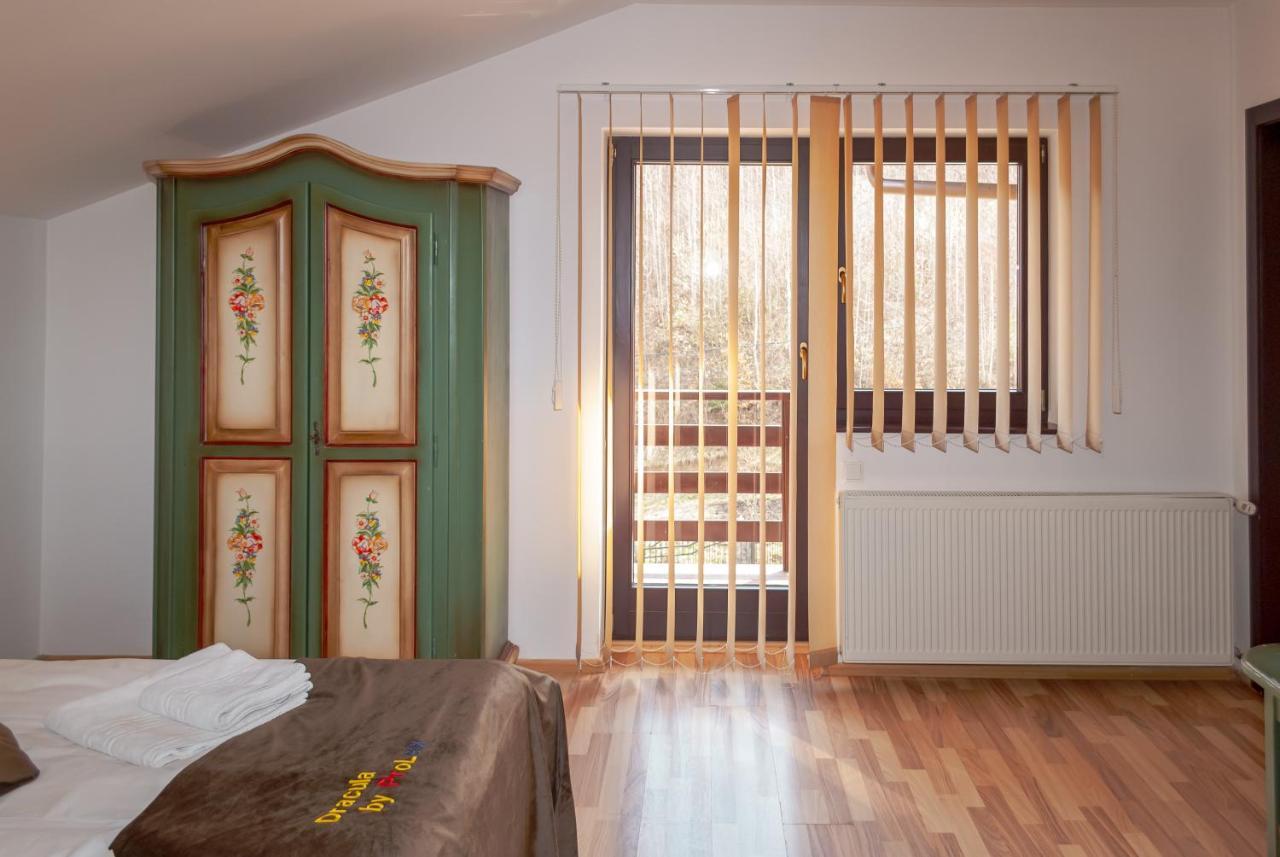 Hotel Prolex Turism Srl Bran  Esterno foto